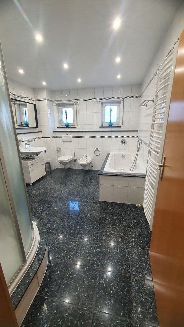 5 bedroom flat for sale, 135 m², Ludwigshafen, Rhineland-Palatinate 5 bedroom flat for sale, 135 m², Ludwigshafen, Rhineland-Palatinate