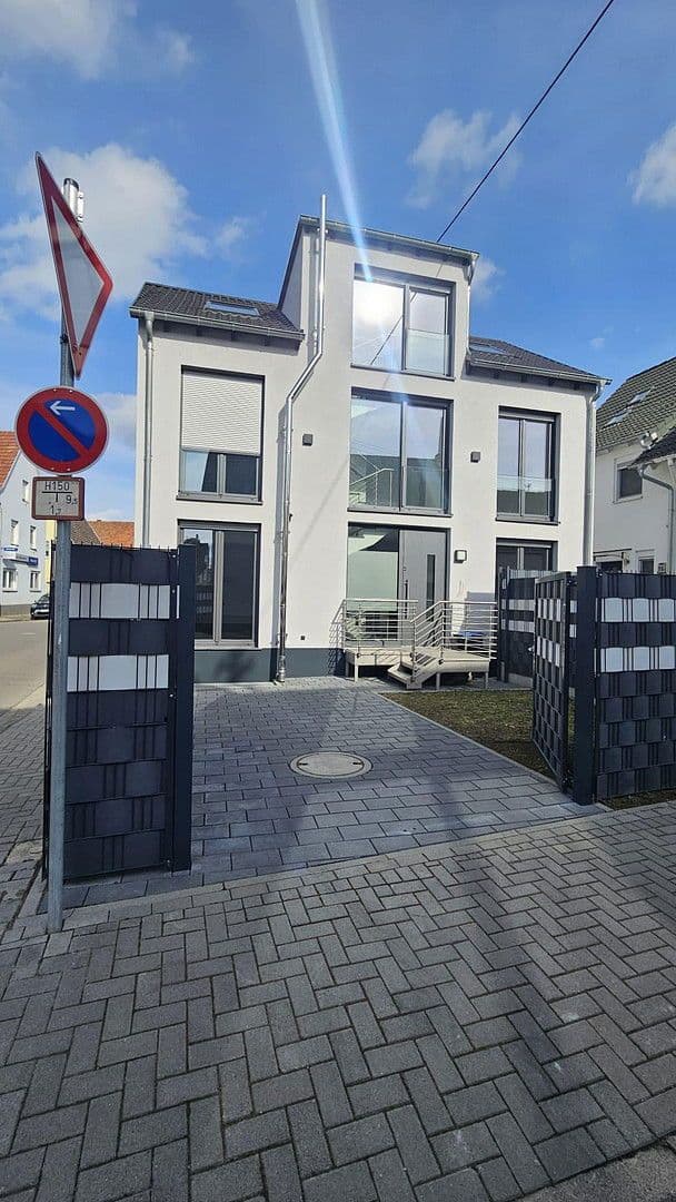 house for sale, 167 m², Speyerer Straße 25, Neuhofen, Rhineland-Palatinate house for sale, 167 m², Speyerer Straße 25, Neuhofen, Rhineland-Palatinate