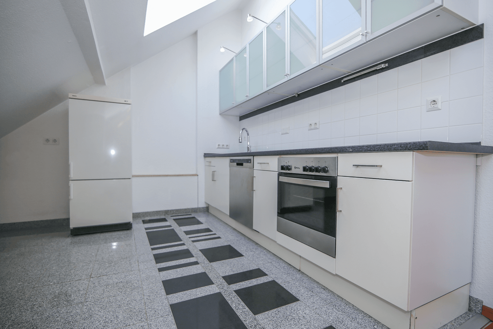 2 bedroom flat to rent, 82 m², Oberstraße 28, Mülheim an der Ruhr, North Rhine-Westphalia 2 bedroom flat to rent, 82 m², Oberstraße 28, Mülheim an der Ruhr, North Rhine-Westphalia