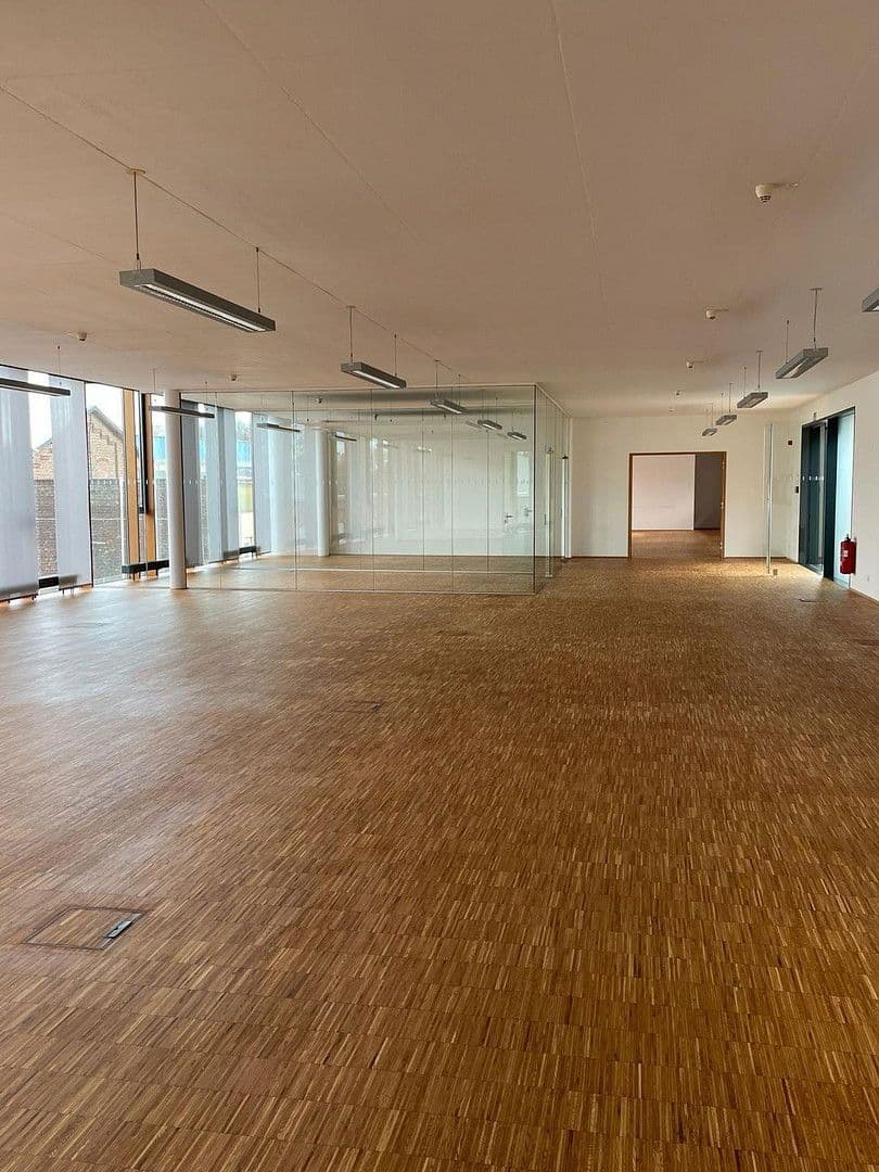 office to rent, 1,314 m², Industriestraße 30, Remscheid, North Rhine-Westphalia office to rent, 1,314 m², Industriestraße 30, Remscheid, North Rhine-Westphalia