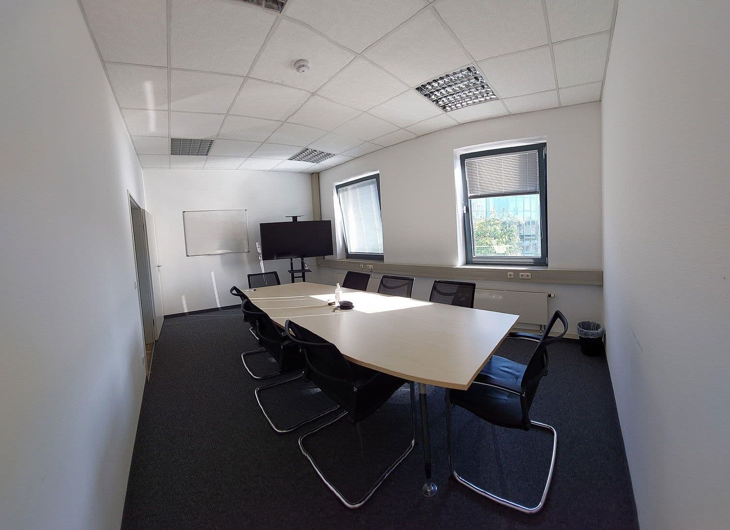 office to rent, 330 m², Max-Planck-Straße 17, Unterschleißheim, Bavaria office to rent, 330 m², Max-Planck-Straße 17, Unterschleißheim, Bavaria