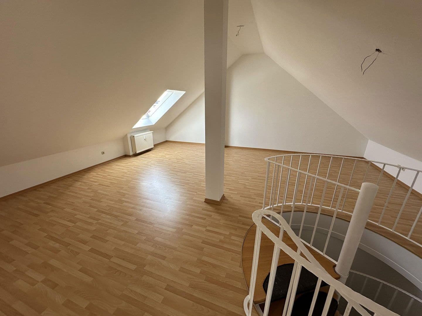 2 bedroom with open-plan kitchen flat to rent, 89 m², Offenbacher Straße, Dietzenbach, Hesse 2 bedroom with open-plan kitchen flat to rent, 89 m², Offenbacher Straße, Dietzenbach, Hesse