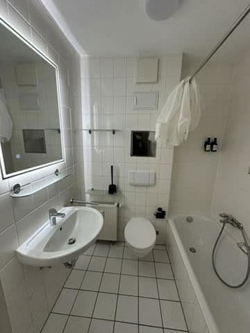 2 bedroom with open-plan kitchen flat to rent, 89 m², Offenbacher Straße, Dietzenbach, Hesse 2 bedroom with open-plan kitchen flat to rent, 89 m², Offenbacher Straße, Dietzenbach, Hesse