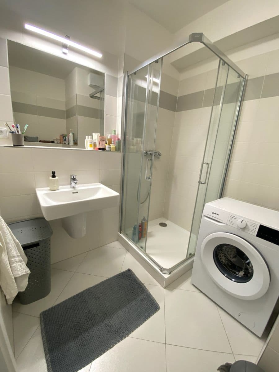 Studio flat to rent, 32 m², Honzíkova, Prague, Prague Studio flat to rent, 32 m², Honzíkova, Prague, Prague