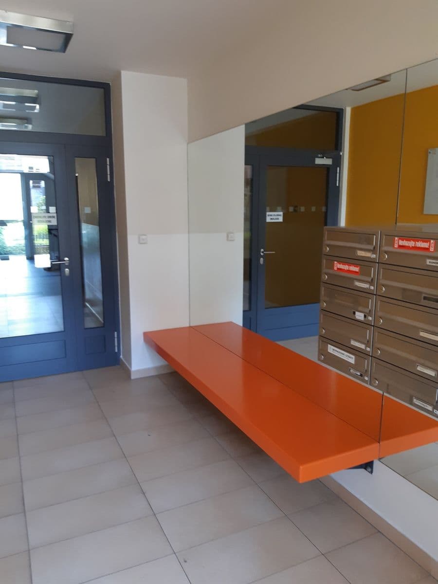 1 bedroom with open-plan kitchen flat to rent, 59 m², Svitákova, Prague, Prague 1 bedroom with open-plan kitchen flat to rent, 59 m², Svitákova, Prague, Prague