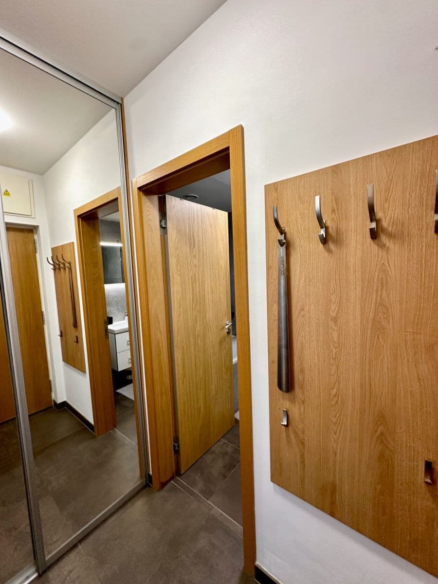 Studio flat to rent, 45 m², Osadní, Prague, Prague Studio flat to rent, 45 m², Osadní, Prague, Prague