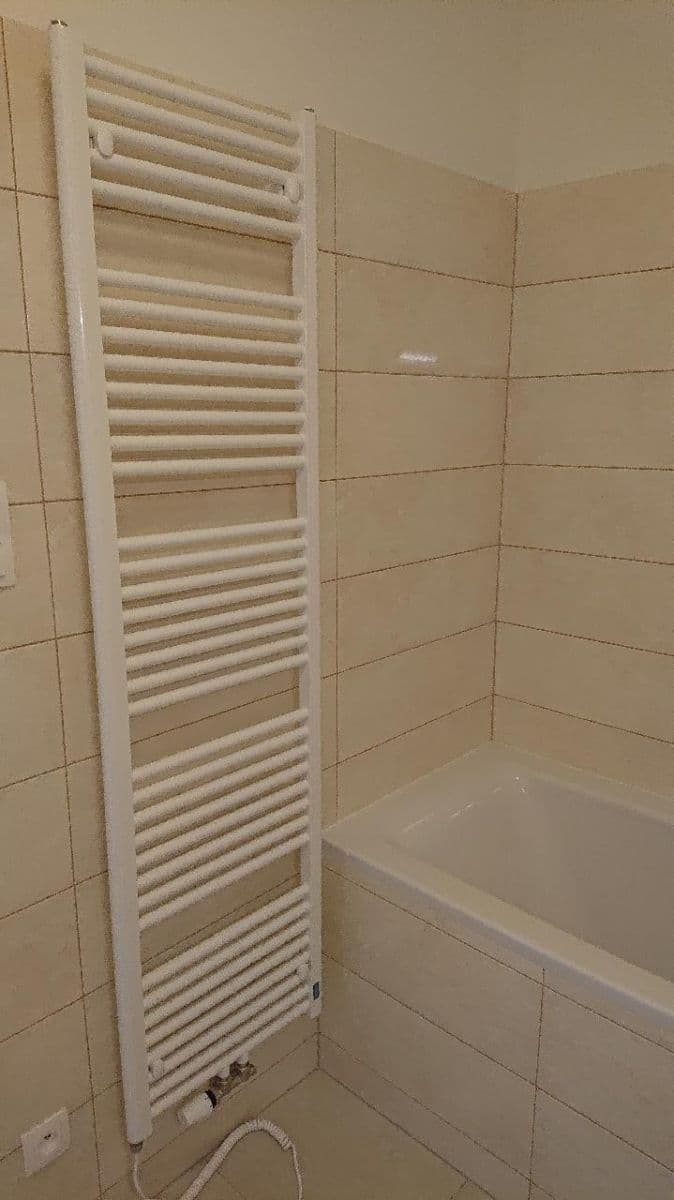 Studio flat to rent, 31 m², K Vystrkovu, Prague, Prague Studio flat to rent, 31 m², K Vystrkovu, Prague, Prague