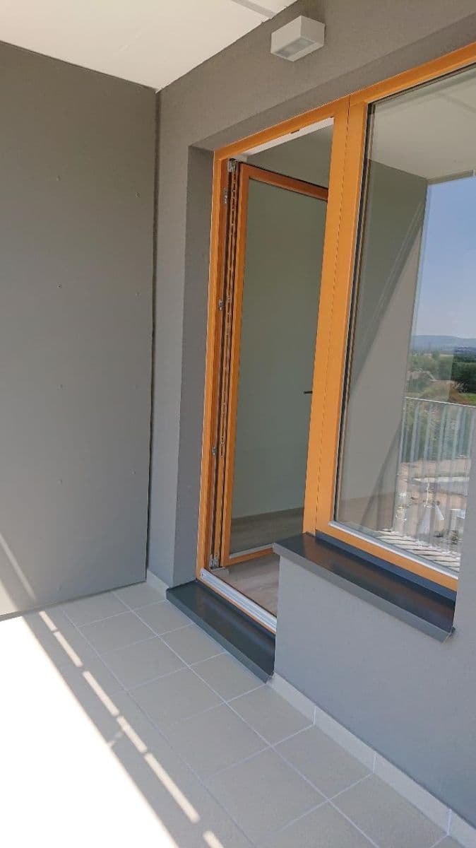 Studio flat to rent, 31 m², K Vystrkovu, Prague, Prague Studio flat to rent, 31 m², K Vystrkovu, Prague, Prague