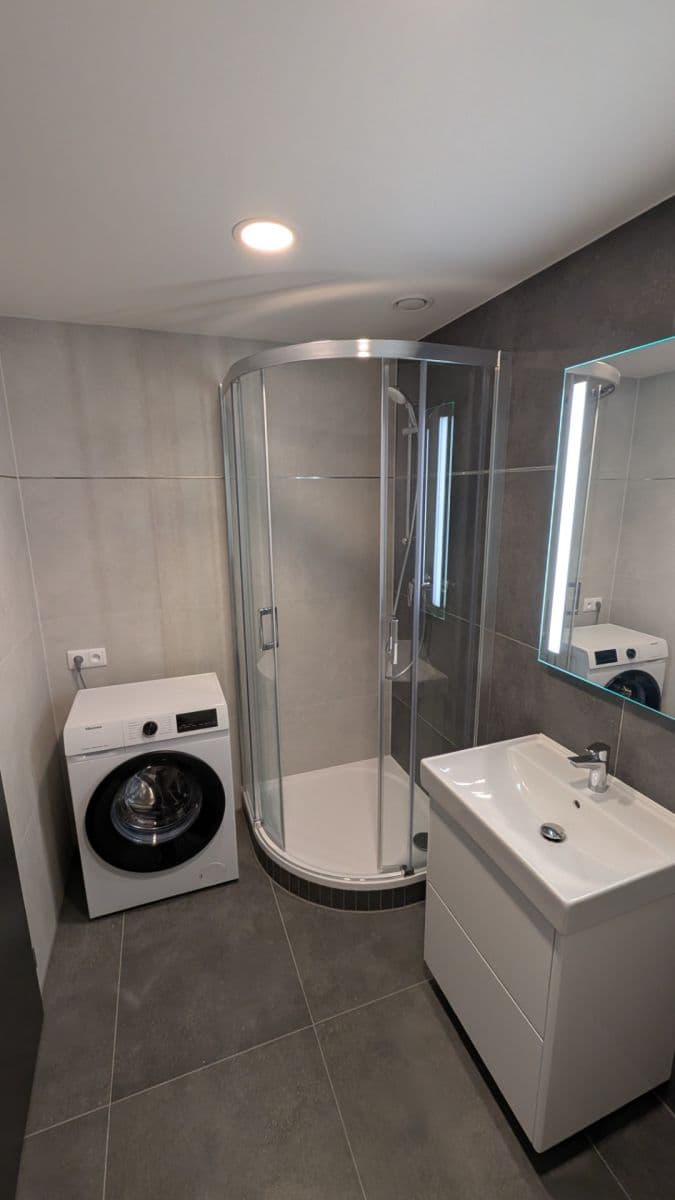 Studio flat to rent, 47 m², Poděbradská, Prague, Prague Studio flat to rent, 47 m², Poděbradská, Prague, Prague