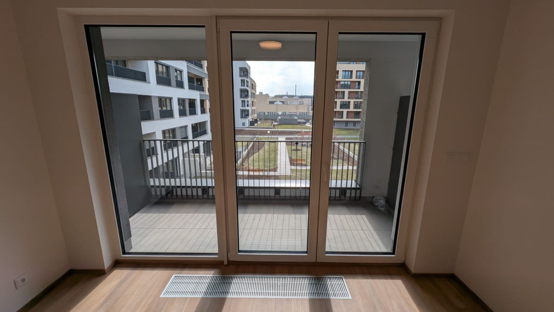 Studio flat to rent, 47 m², Poděbradská, Prague, Prague Studio flat to rent, 47 m², Poděbradská, Prague, Prague