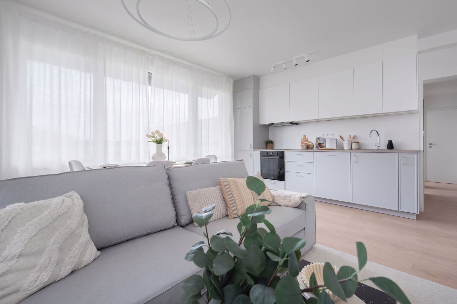 4 bedroom with open-plan kitchen flat for sale, 84 m², Blatnická, Brno, Jihomoravský Region 4 bedroom with open-plan kitchen flat for sale, 84 m², Blatnická, Brno, Jihomoravský Region