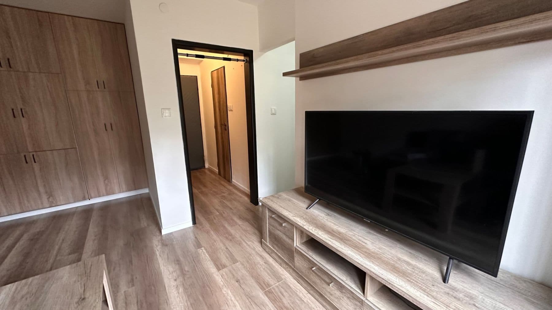 Studio flat to rent, 27 m², České družiny, Prague, Prague Studio flat to rent, 27 m², České družiny, Prague, Prague