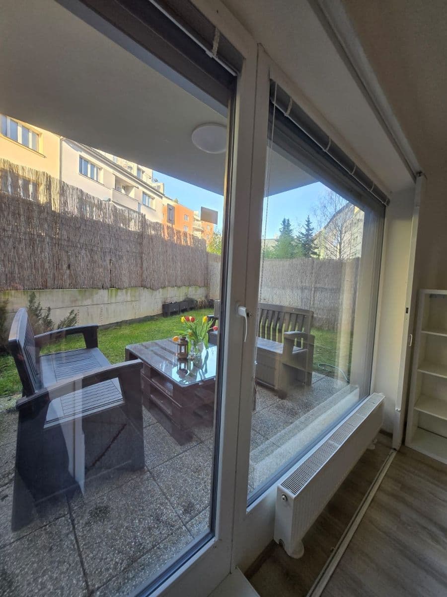 1 bedroom with open-plan kitchen flat to rent, 52 m², Pod Radnicí, Prague, Prague 1 bedroom with open-plan kitchen flat to rent, 52 m², Pod Radnicí, Prague, Prague