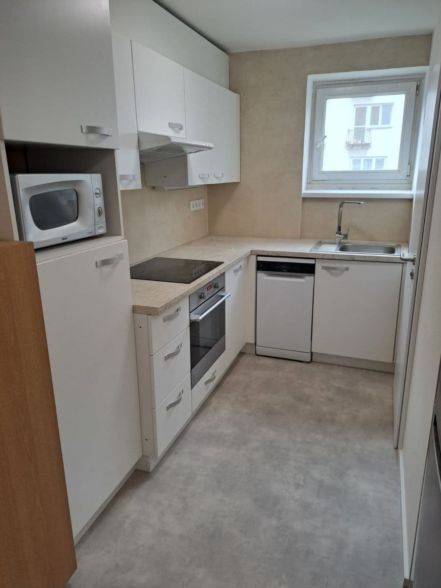 2 bedroom flat to rent, 42 m², Zengrova, Prague, Prague 2 bedroom flat to rent, 42 m², Zengrova, Prague, Prague