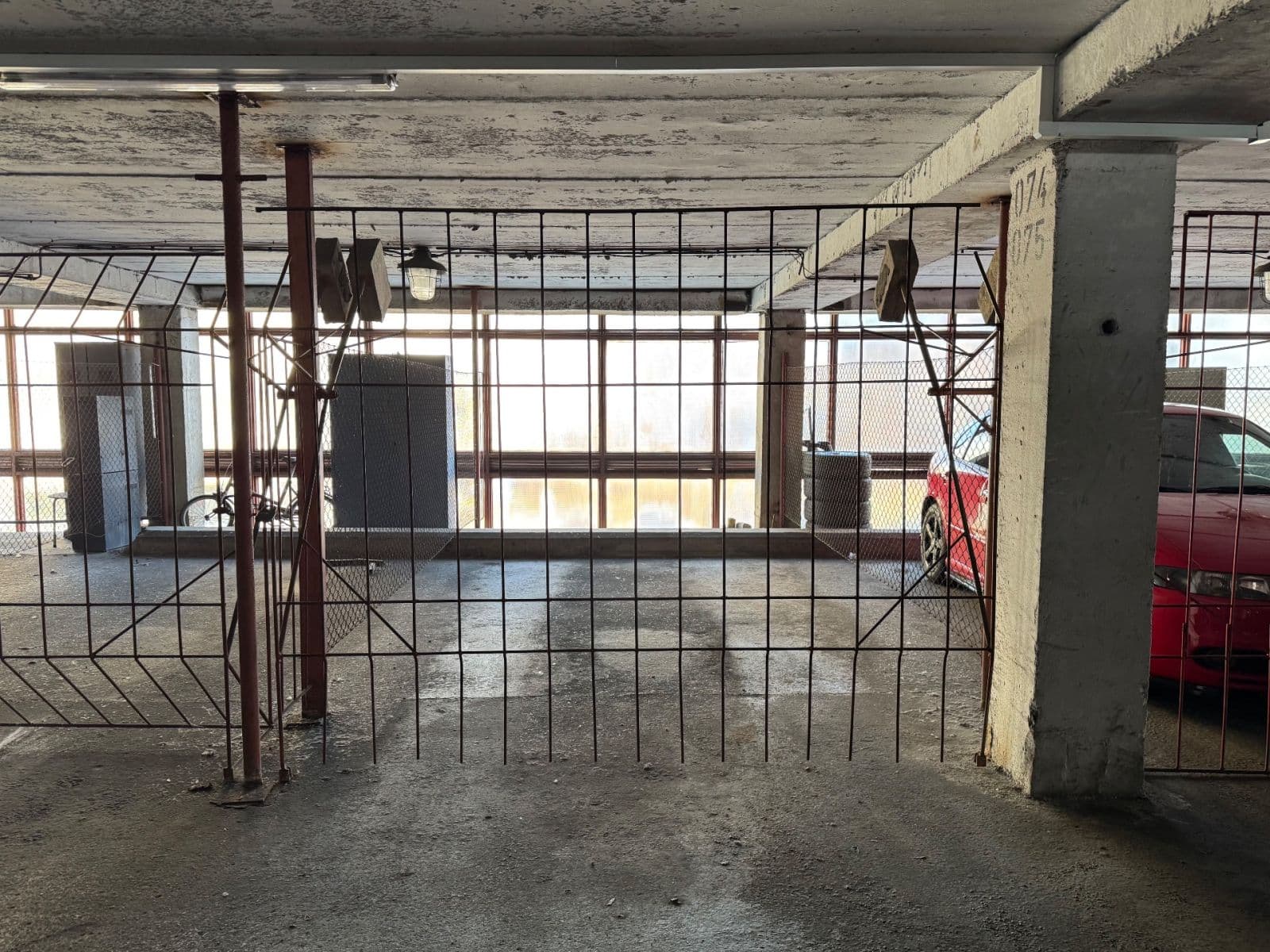 garage to rent, 18 m², Lovosická, Prague, Prague garage to rent, 18 m², Lovosická, Prague, Prague