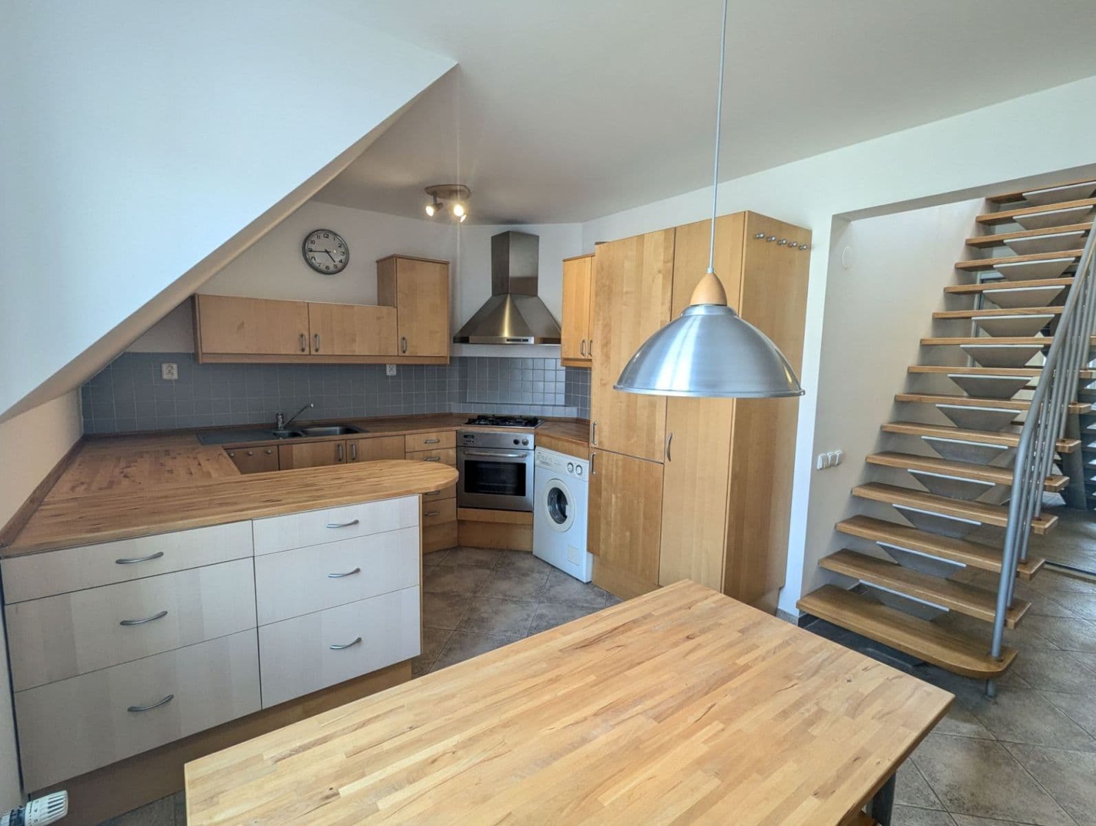 1 bedroom with open-plan kitchen flat to rent, 67 m², Evropská, Prague, Prague 1 bedroom with open-plan kitchen flat to rent, 67 m², Evropská, Prague, Prague