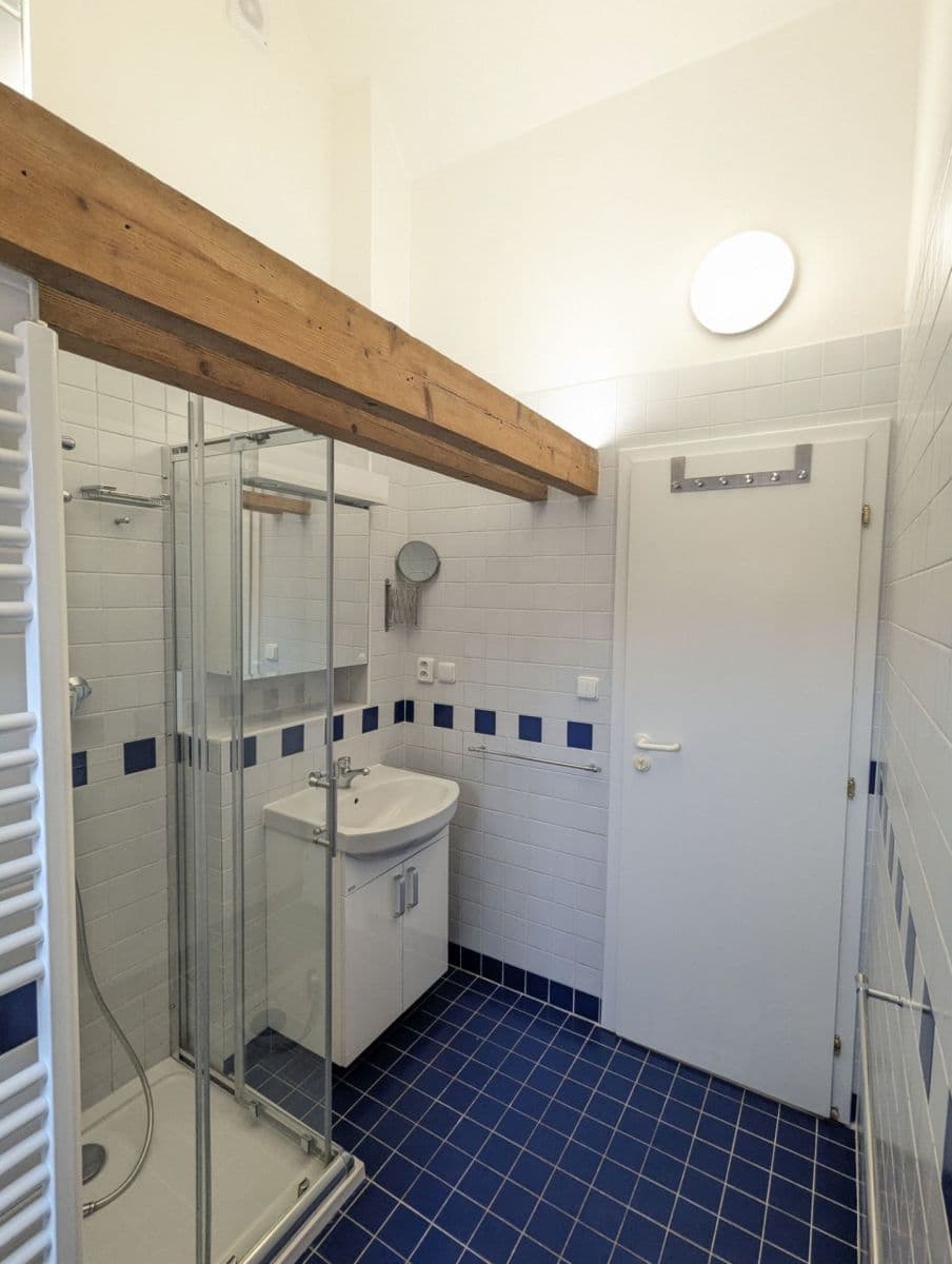 1 bedroom with open-plan kitchen flat to rent, 67 m², Evropská, Prague, Prague 1 bedroom with open-plan kitchen flat to rent, 67 m², Evropská, Prague, Prague