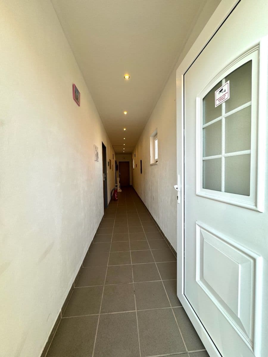 2 bedroom with open-plan kitchen flat to rent, 48 m², Zbraslavice, Středočeský Region 2 bedroom with open-plan kitchen flat to rent, 48 m², Zbraslavice, Středočeský Region