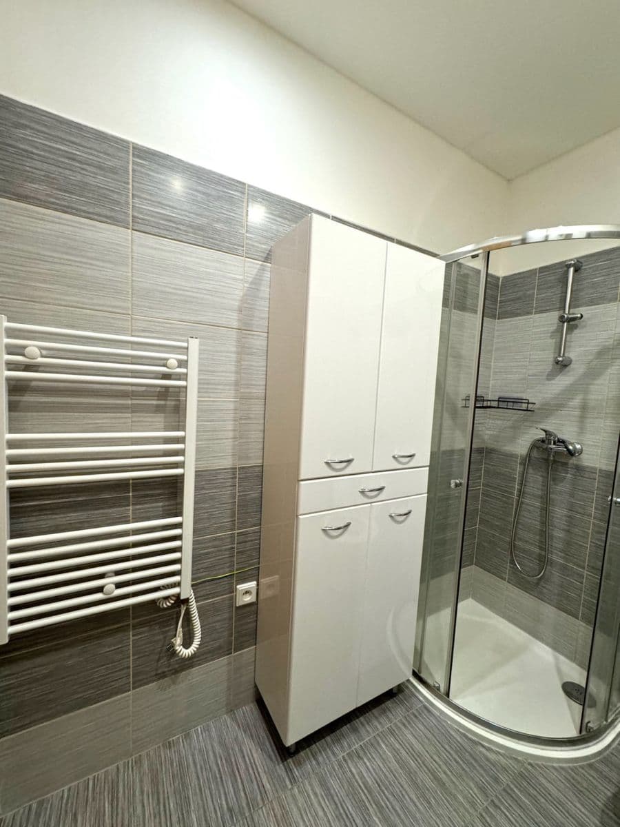 2 bedroom with open-plan kitchen flat to rent, 48 m², Zbraslavice, Středočeský Region 2 bedroom with open-plan kitchen flat to rent, 48 m², Zbraslavice, Středočeský Region