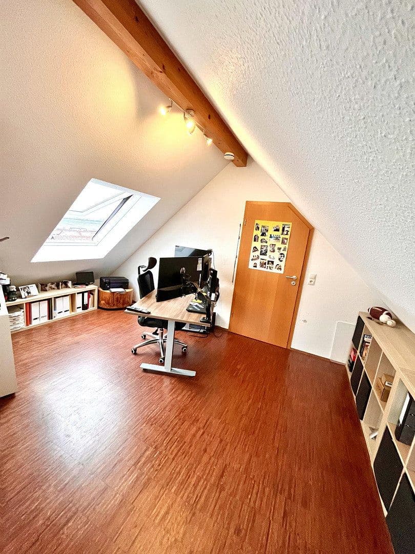 3 bedroom with open-plan kitchen flat to rent, 118 m², Gärtringen, Baden-Württemberg 3 bedroom with open-plan kitchen flat to rent, 118 m², Gärtringen, Baden-Württemberg