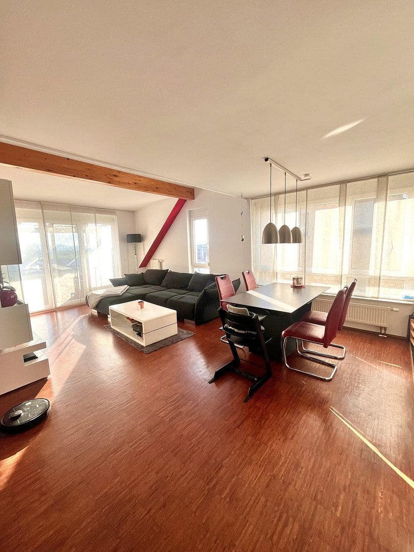 3 bedroom with open-plan kitchen flat to rent, 118 m², Gärtringen, Baden-Württemberg 3 bedroom with open-plan kitchen flat to rent, 118 m², Gärtringen, Baden-Württemberg