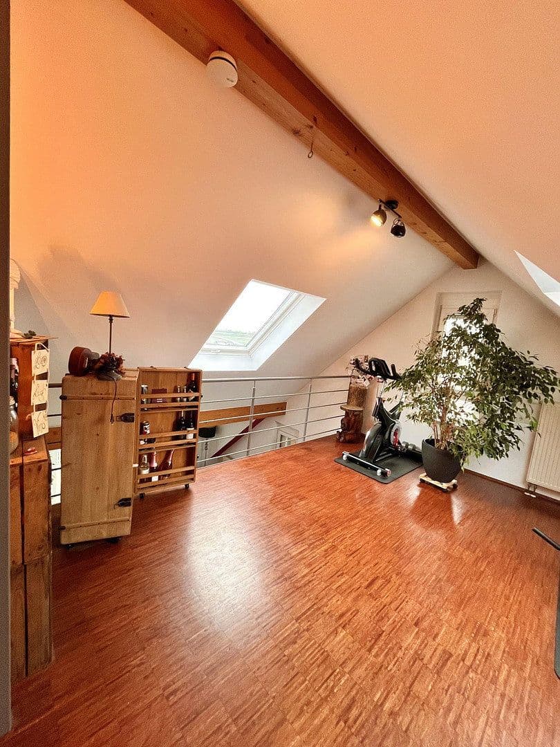 3 bedroom with open-plan kitchen flat to rent, 118 m², Gärtringen, Baden-Württemberg 3 bedroom with open-plan kitchen flat to rent, 118 m², Gärtringen, Baden-Württemberg