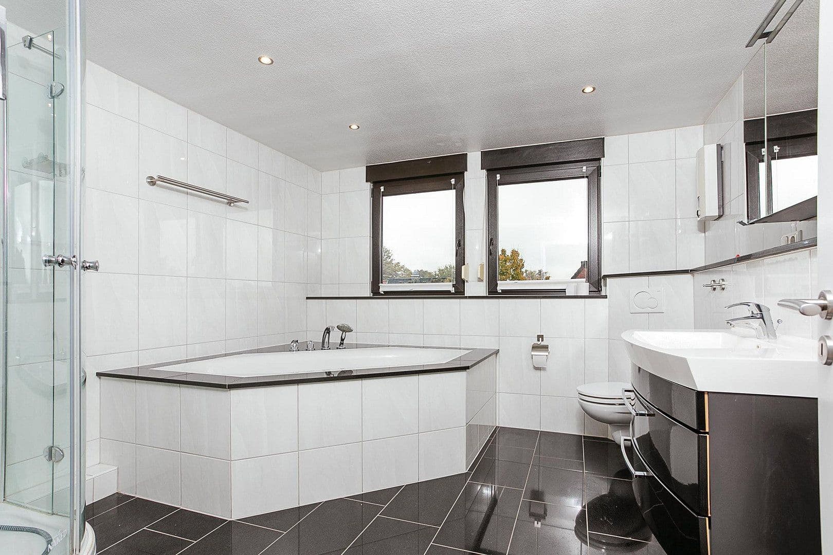 4 bedroom flat for sale, 130 m², Bergheim, North Rhine-Westphalia 4 bedroom flat for sale, 130 m², Bergheim, North Rhine-Westphalia