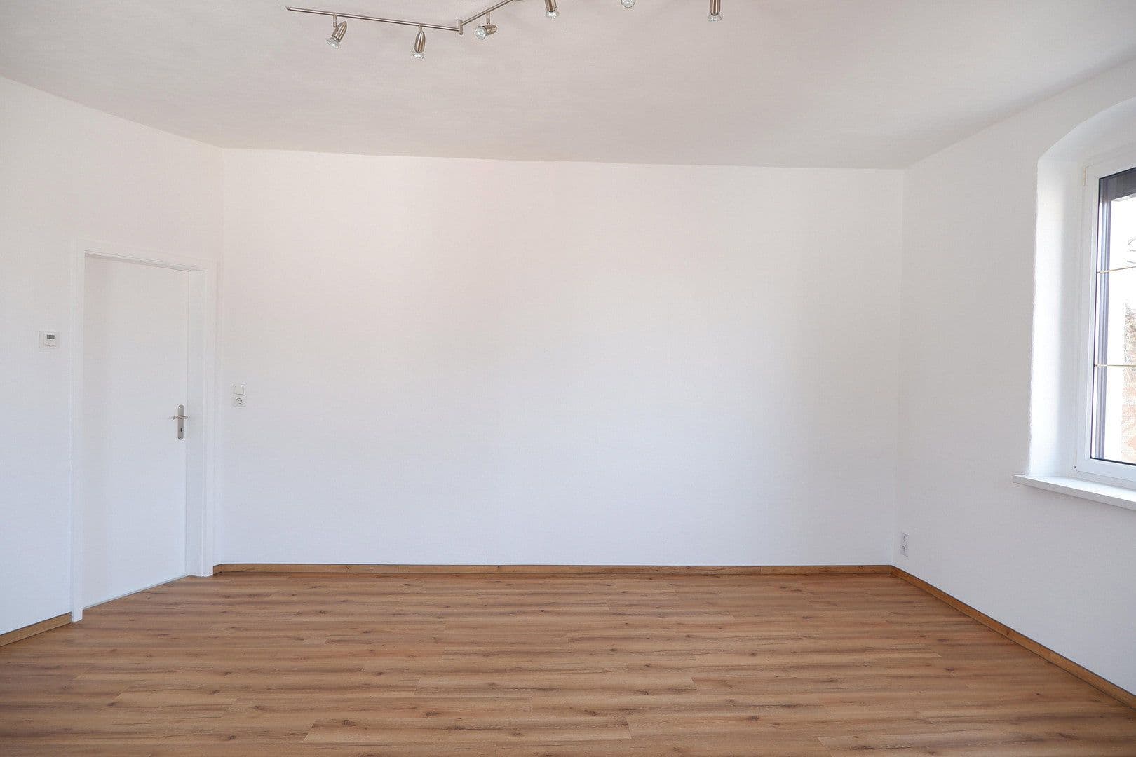 4 bedroom flat to rent, 105 m², Wilkau-Haßlau, Saxony 4 bedroom flat to rent, 105 m², Wilkau-Haßlau, Saxony