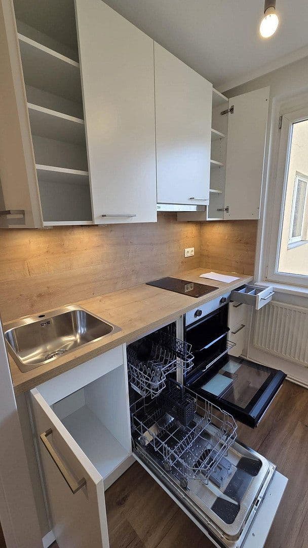 Studio flat to rent, 30 m², Stöberplatz 7, Wien, Vienna Studio flat to rent, 30 m², Stöberplatz 7, Wien, Vienna