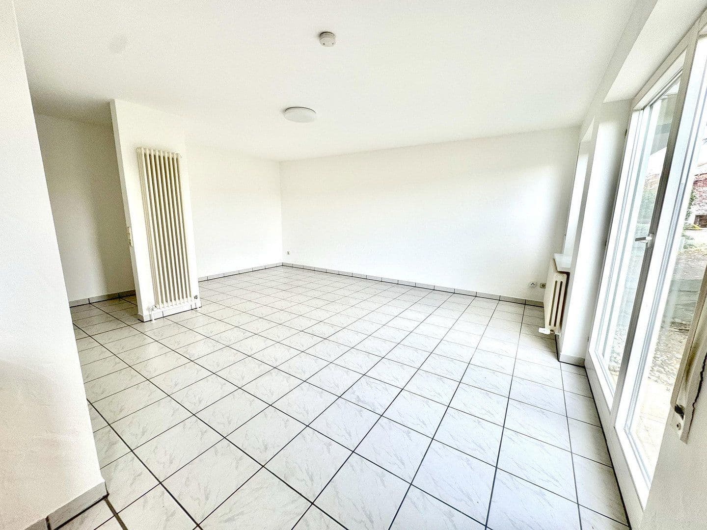 1 bedroom flat to rent, 40 m², Aidlingen, Baden-Württemberg 1 bedroom flat to rent, 40 m², Aidlingen, Baden-Württemberg