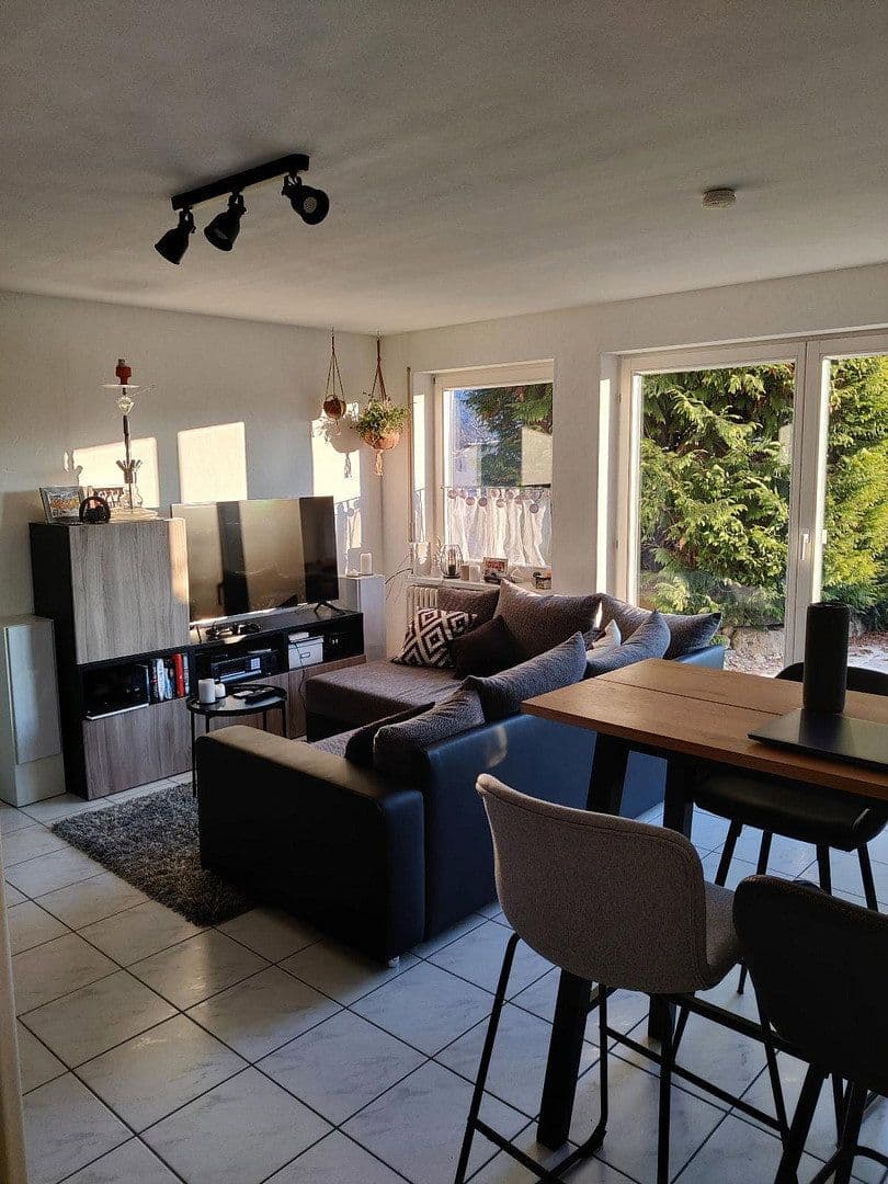 1 bedroom flat to rent, 40 m², Aidlingen, Baden-Württemberg 1 bedroom flat to rent, 40 m², Aidlingen, Baden-Württemberg