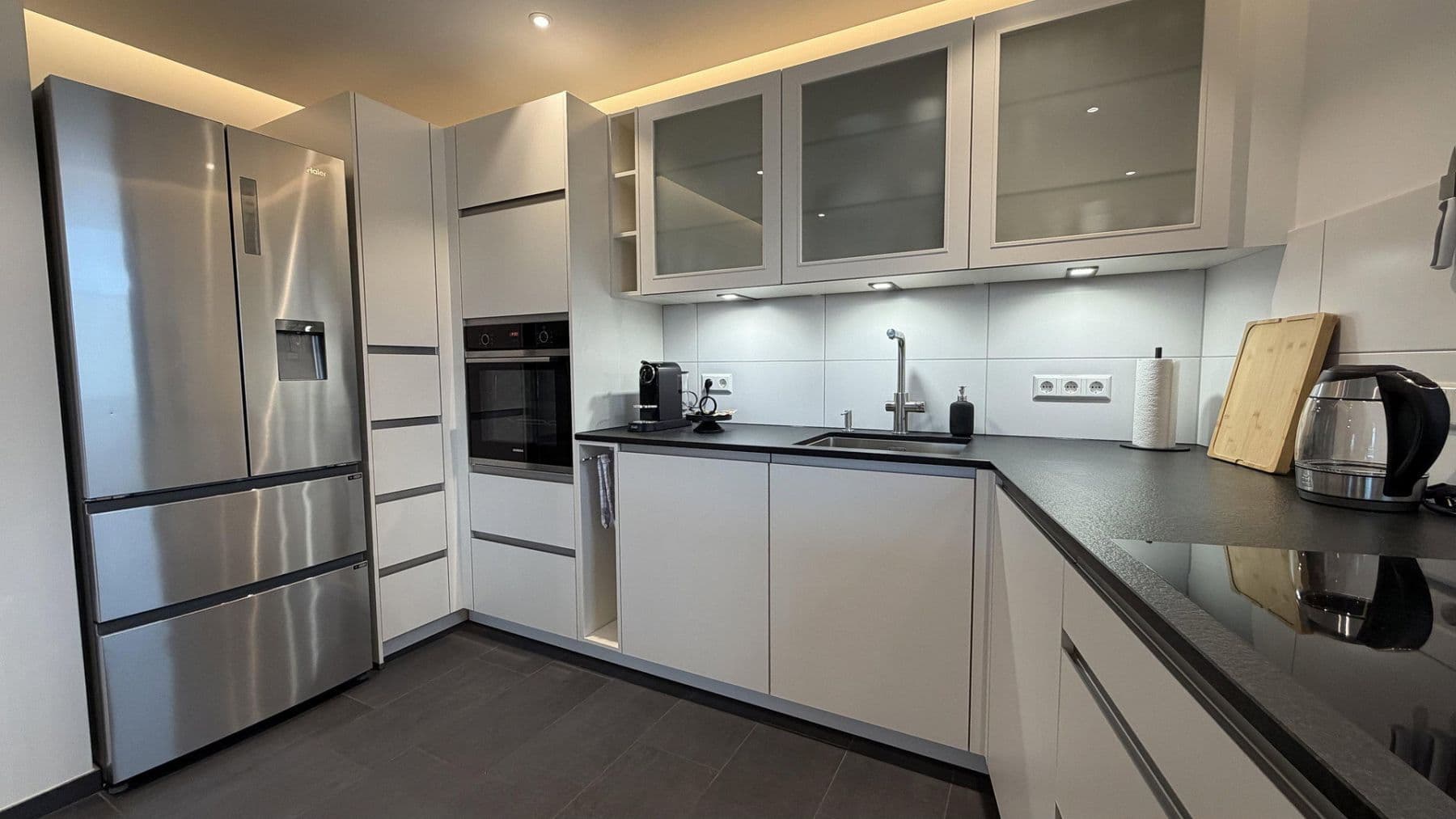 2 bedroom with open-plan kitchen flat to rent, 150 m², Weil am Rhein, Baden-Württemberg 2 bedroom with open-plan kitchen flat to rent, 150 m², Weil am Rhein, Baden-Württemberg