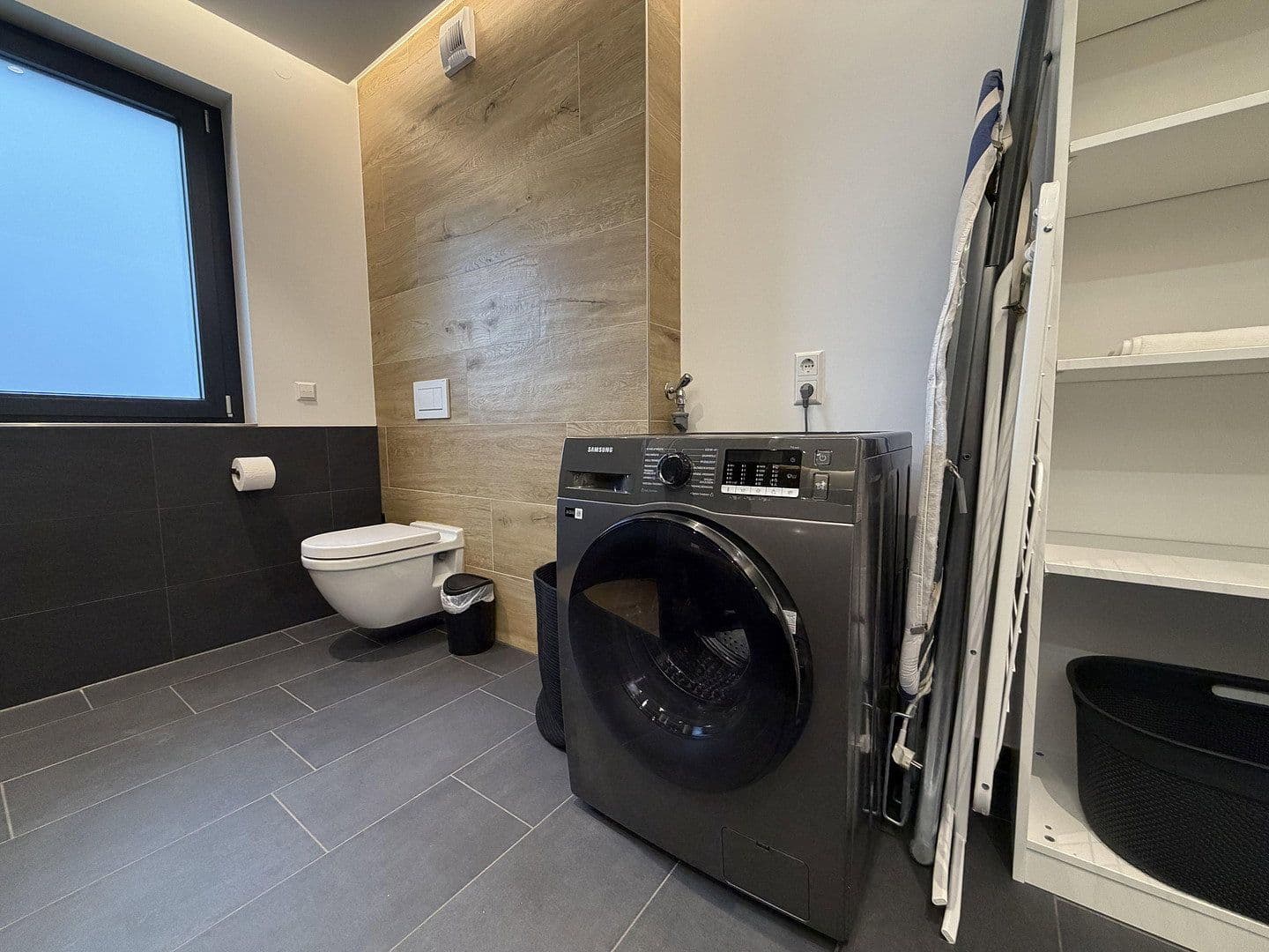 2 bedroom with open-plan kitchen flat to rent, 150 m², Weil am Rhein, Baden-Württemberg 2 bedroom with open-plan kitchen flat to rent, 150 m², Weil am Rhein, Baden-Württemberg