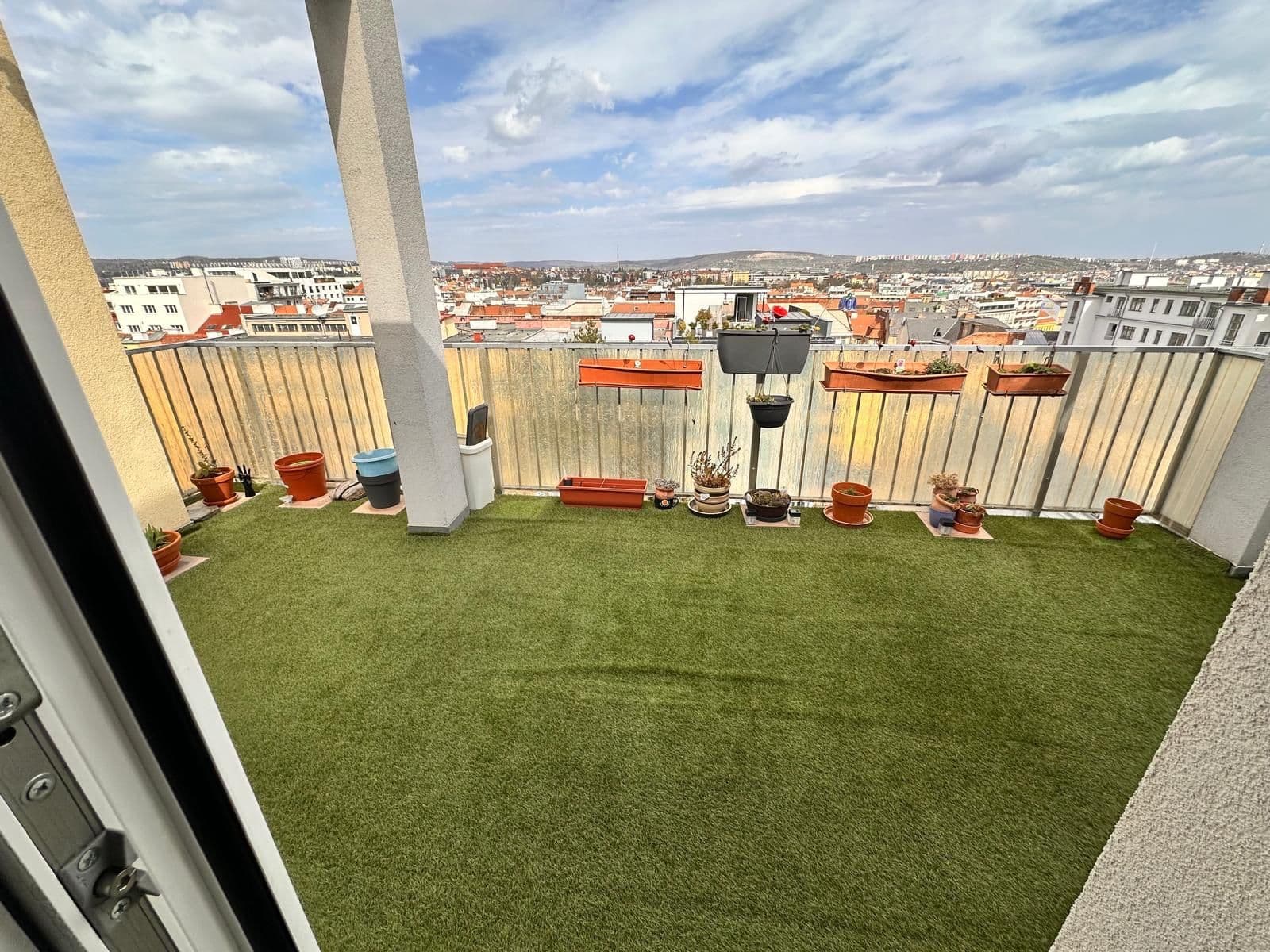 1 bedroom with open-plan kitchen flat to rent, 45 m², Kounicova, Brno, Jihomoravský Region 1 bedroom with open-plan kitchen flat to rent, 45 m², Kounicova, Brno, Jihomoravský Region