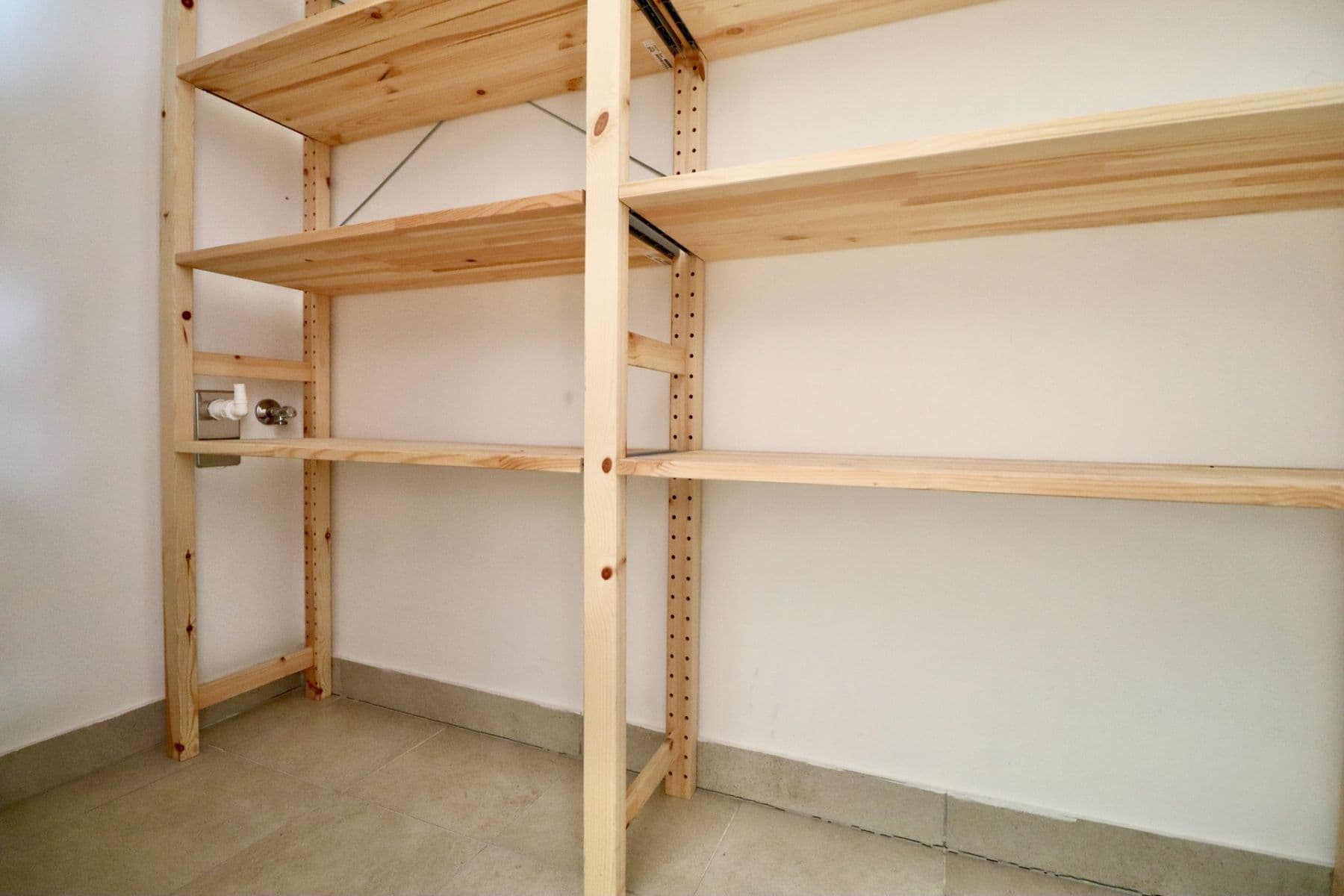 2 bedroom with open-plan kitchen flat to rent, 74 m², Petržílkova, Prague, Prague 2 bedroom with open-plan kitchen flat to rent, 74 m², Petržílkova, Prague, Prague