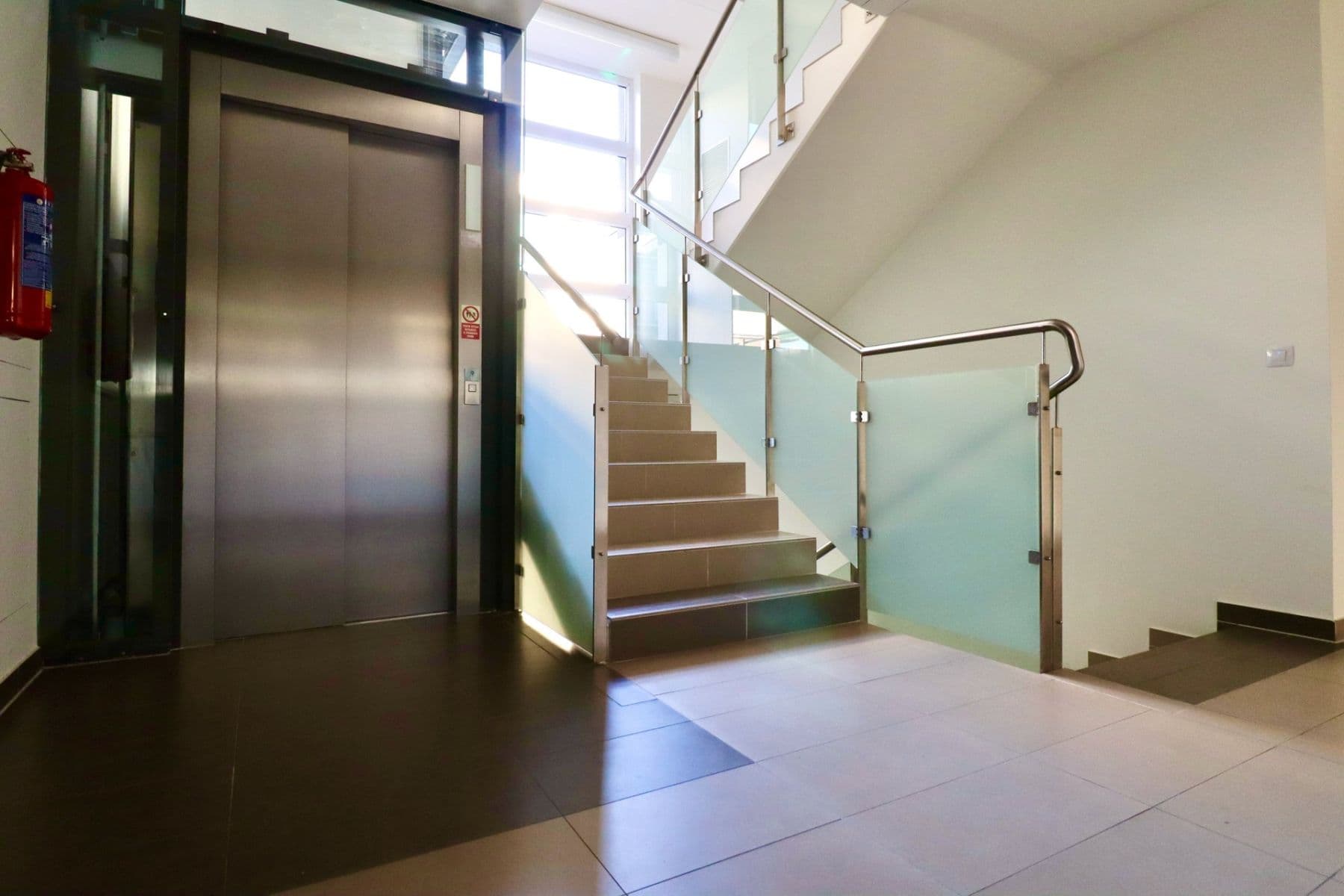 2 bedroom with open-plan kitchen flat to rent, 74 m², Petržílkova, Prague, Prague 2 bedroom with open-plan kitchen flat to rent, 74 m², Petržílkova, Prague, Prague