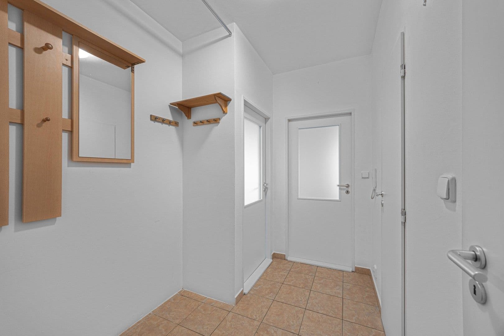 1 bedroom with open-plan kitchen flat to rent, 42 m², Jarní, Hostivice, Středočeský Region 1 bedroom with open-plan kitchen flat to rent, 42 m², Jarní, Hostivice, Středočeský Region