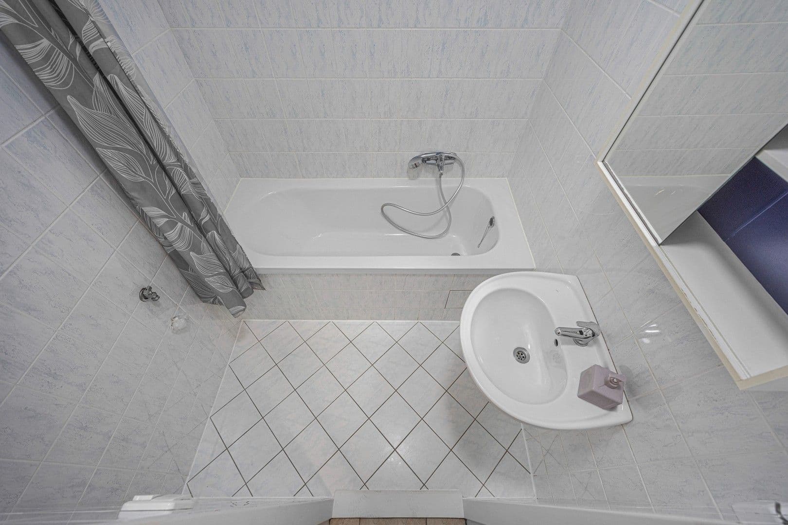 1 bedroom with open-plan kitchen flat to rent, 42 m², Jarní, Hostivice, Středočeský Region 1 bedroom with open-plan kitchen flat to rent, 42 m², Jarní, Hostivice, Středočeský Region