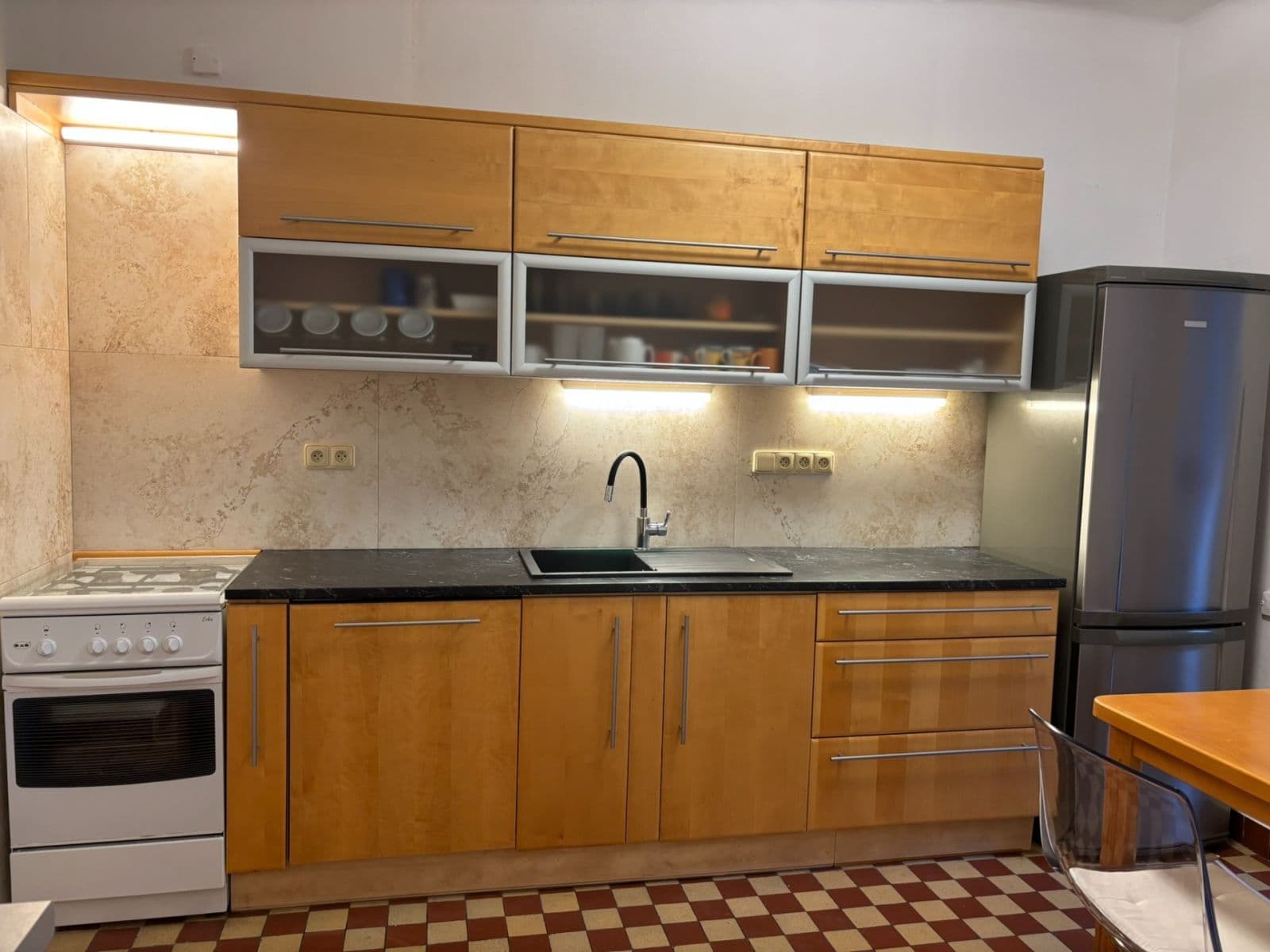 2 bedroom flat to rent, 74 m², Hartigova, Prague, Prague 2 bedroom flat to rent, 74 m², Hartigova, Prague, Prague