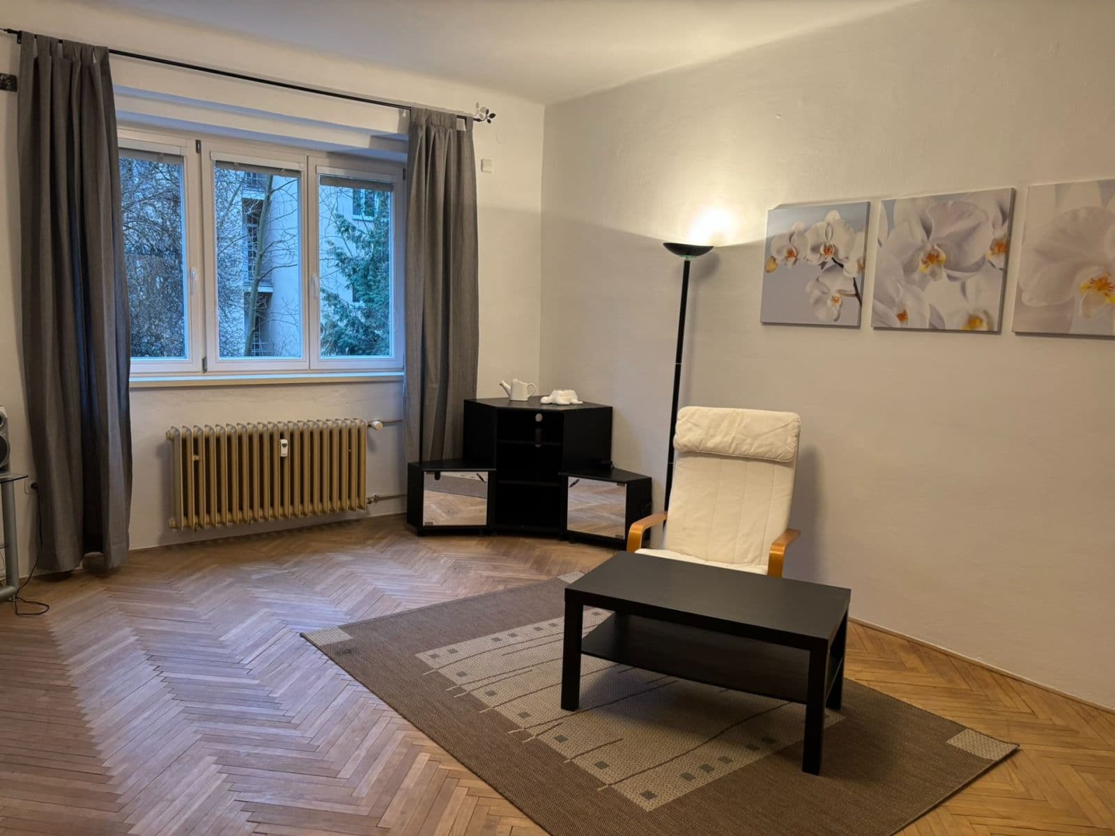 2 bedroom flat to rent, 74 m², Hartigova, Prague, Prague 2 bedroom flat to rent, 74 m², Hartigova, Prague, Prague