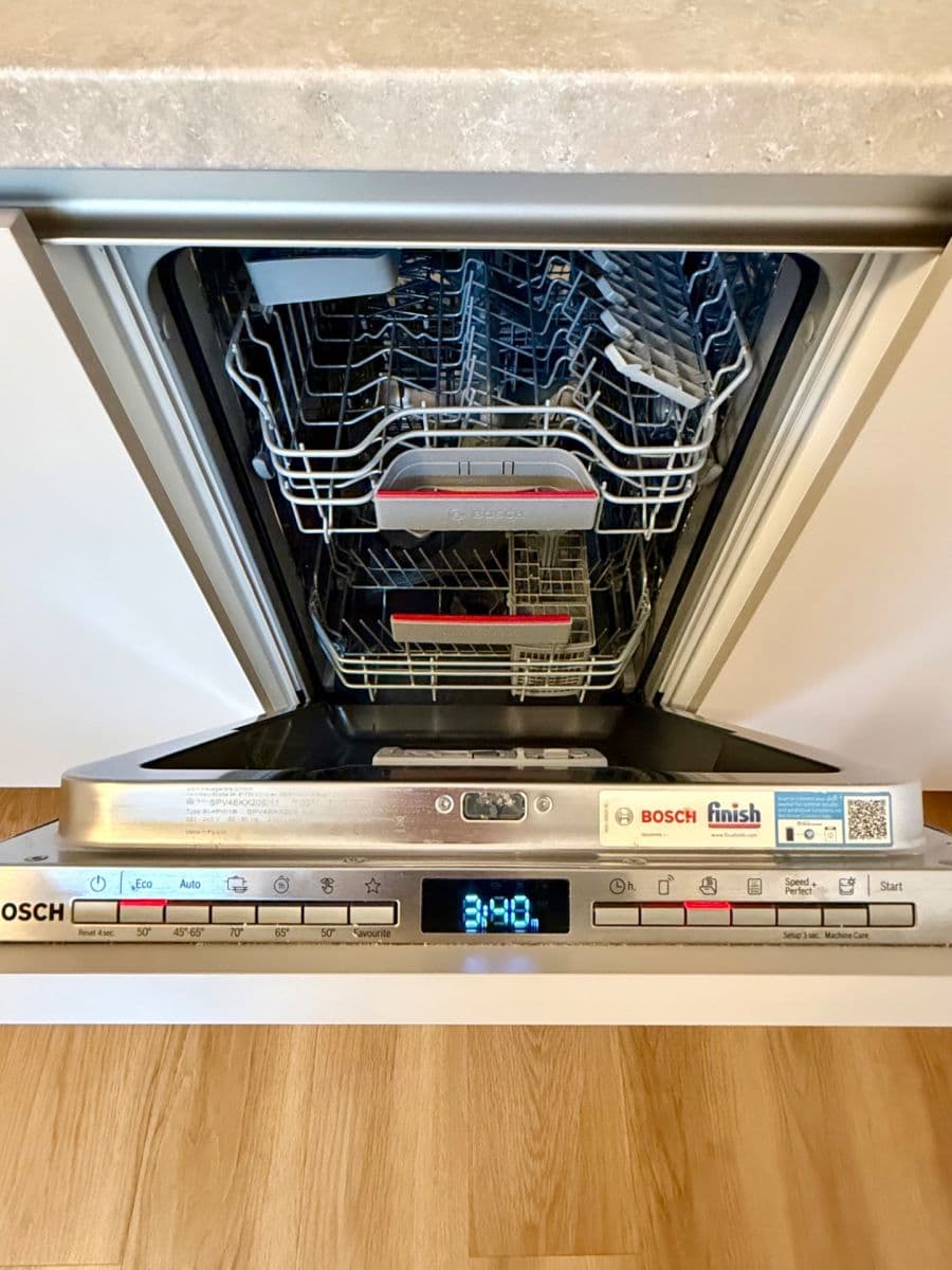 Studio flat to rent, 24 m², Staropramenná, Prague, Prague Studio flat to rent, 24 m², Staropramenná, Prague, Prague