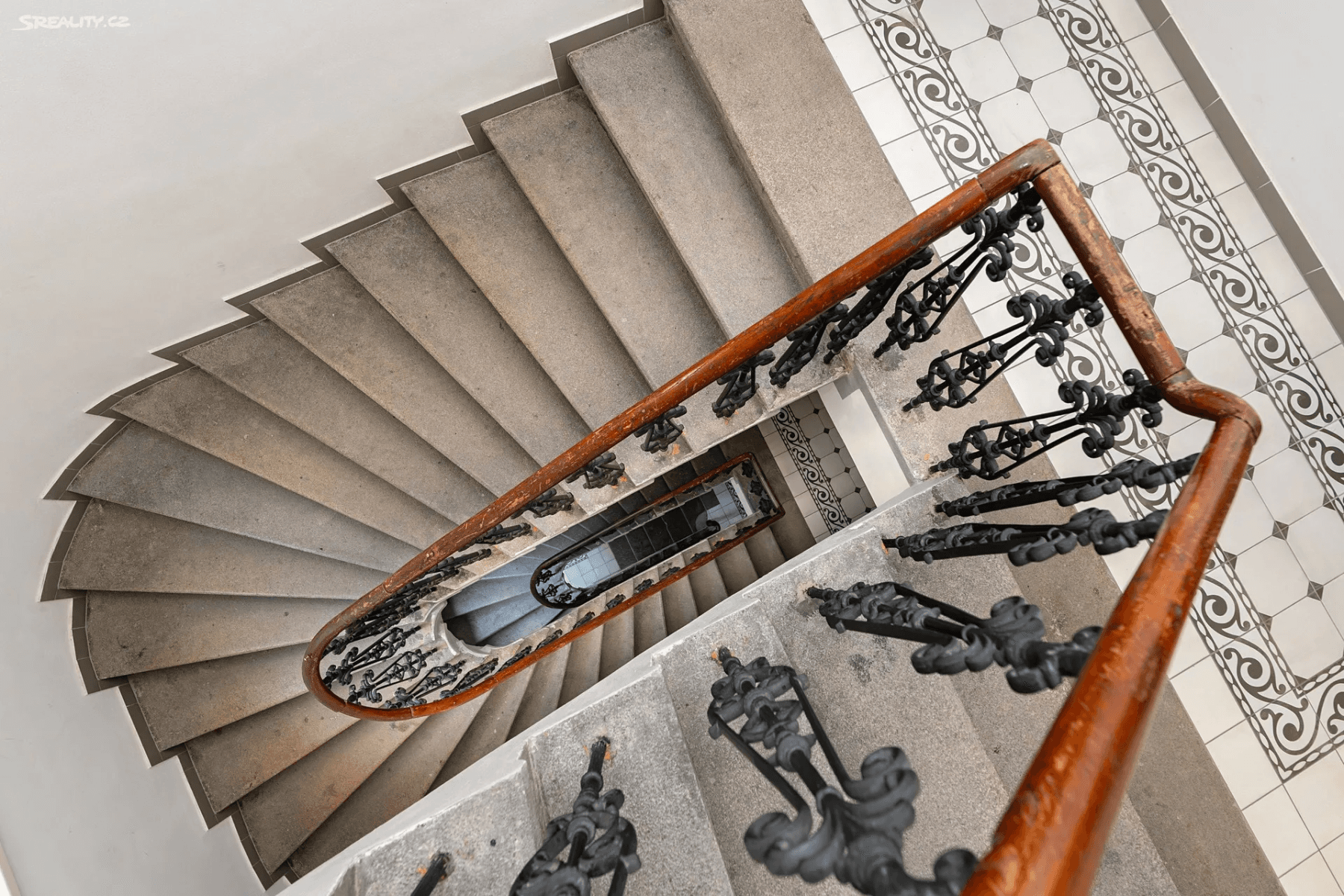 Studio flat to rent, 24 m², Staropramenná, Prague, Prague Studio flat to rent, 24 m², Staropramenná, Prague, Prague