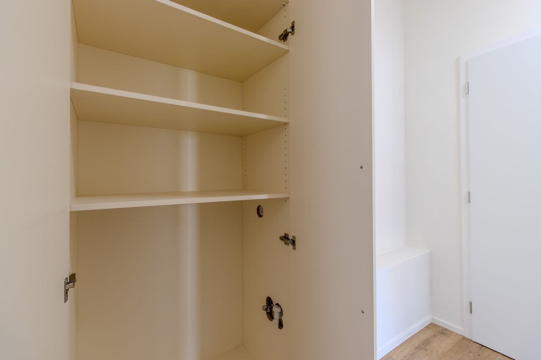 2 bedroom flat to rent, 68 m², Herálecká IV, Prague, Prague 2 bedroom flat to rent, 68 m², Herálecká IV, Prague, Prague