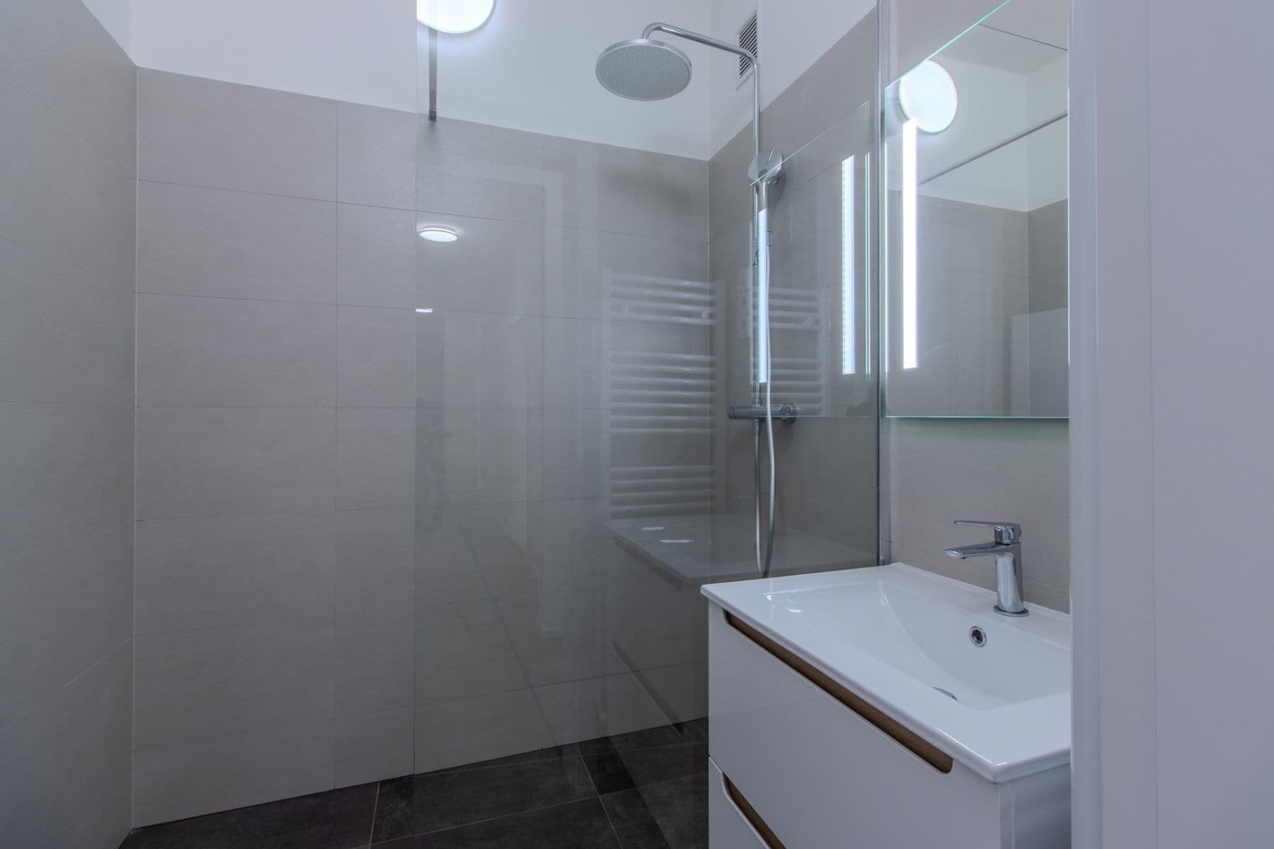 2 bedroom flat to rent, 68 m², Herálecká IV, Prague, Prague 2 bedroom flat to rent, 68 m², Herálecká IV, Prague, Prague