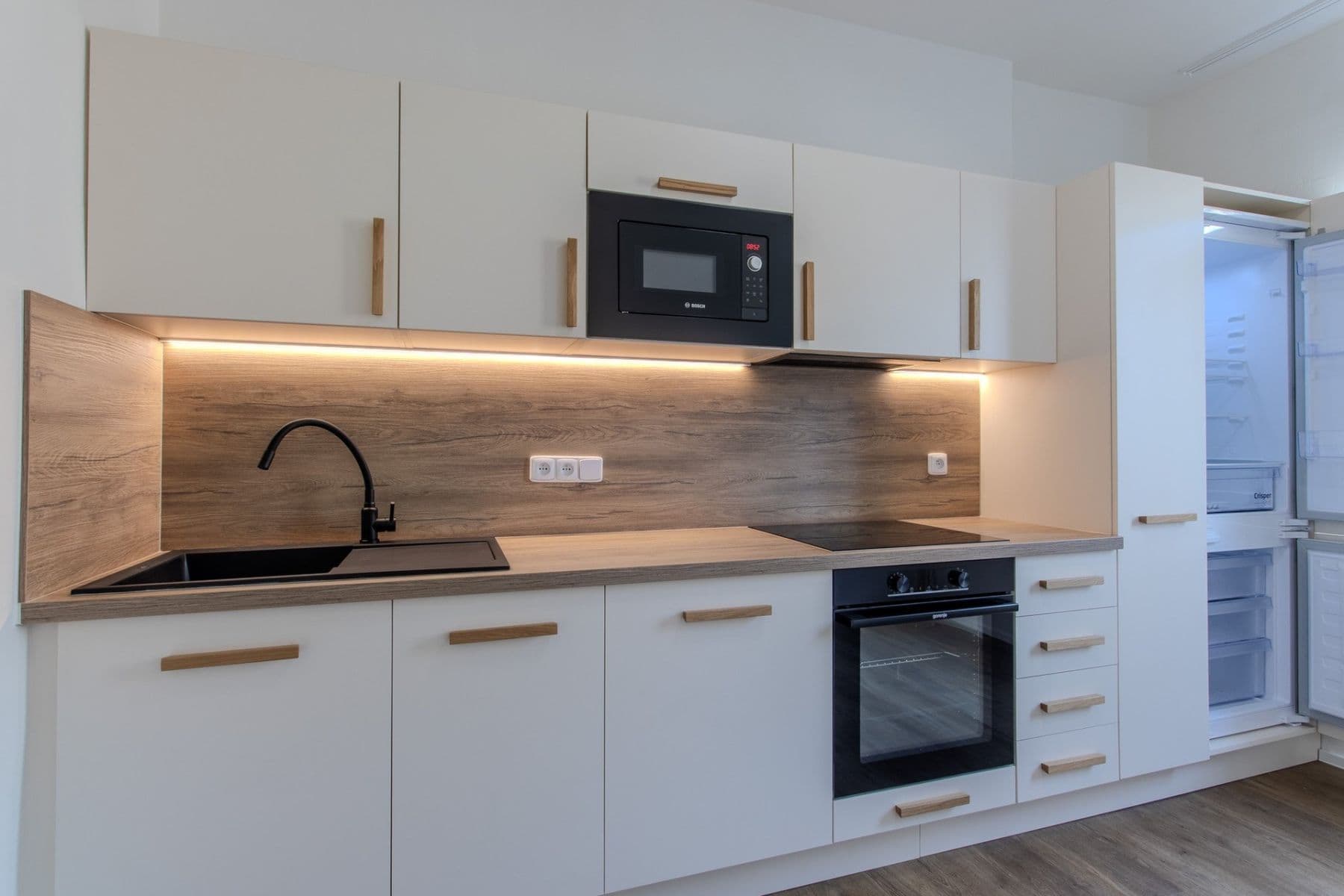 2 bedroom flat to rent, 68 m², Herálecká IV, Prague, Prague 2 bedroom flat to rent, 68 m², Herálecká IV, Prague, Prague