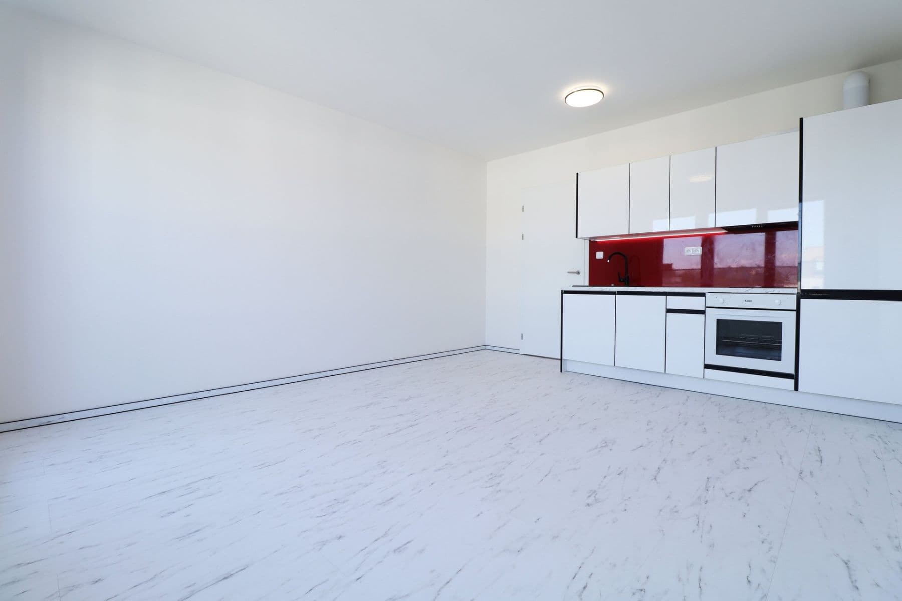 Studio flat to rent, 31 m², Gollové, Prague, Prague Studio flat to rent, 31 m², Gollové, Prague, Prague