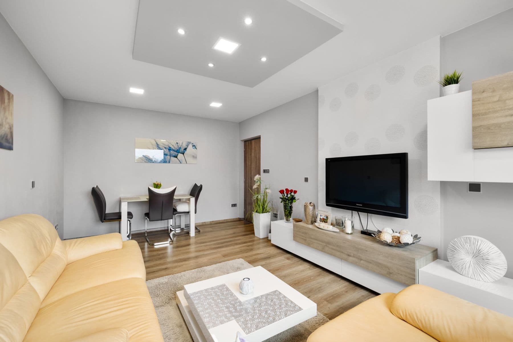 4 bedroom flat for sale, 78 m², Cyrila Boudy, Slaný, Středočeský Region 4 bedroom flat for sale, 78 m², Cyrila Boudy, Slaný, Středočeský Region