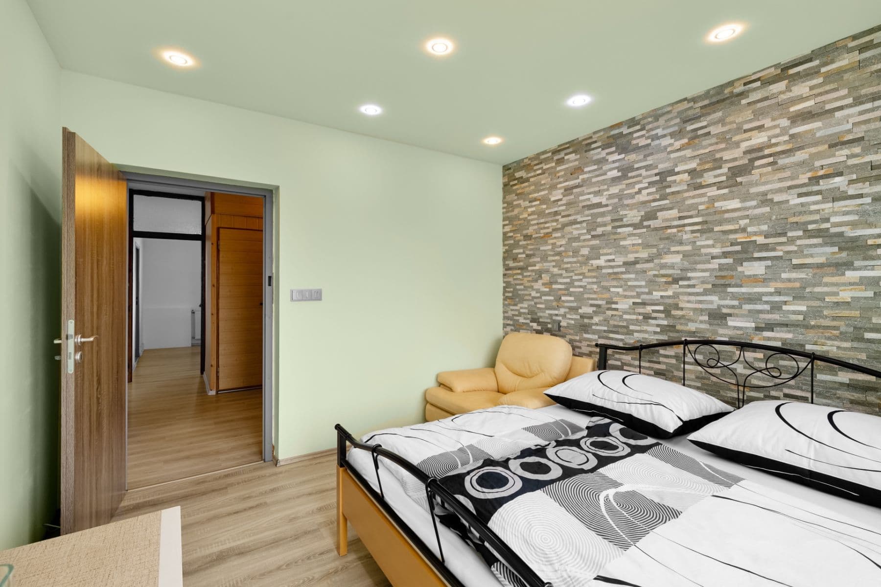 4 bedroom flat for sale, 78 m², Cyrila Boudy, Slaný, Středočeský Region 4 bedroom flat for sale, 78 m², Cyrila Boudy, Slaný, Středočeský Region