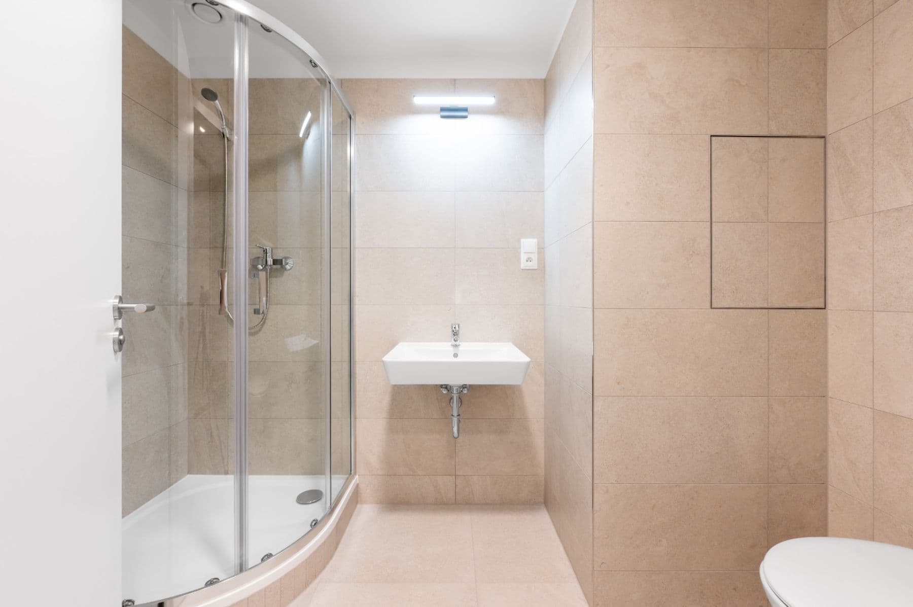 Studio flat to rent, 35 m², Gerstelova, Prague, Prague Studio flat to rent, 35 m², Gerstelova, Prague, Prague