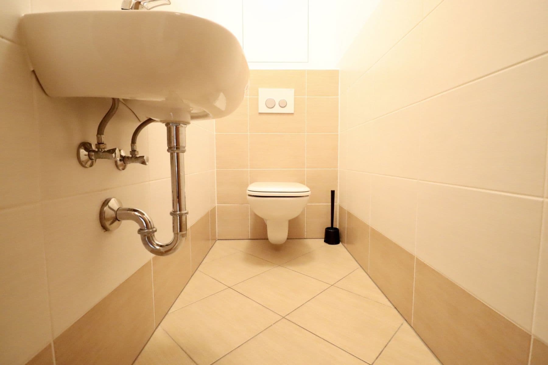 1 bedroom with open-plan kitchen flat to rent, 67 m², Přeučilova, Prague, Prague 1 bedroom with open-plan kitchen flat to rent, 67 m², Přeučilova, Prague, Prague